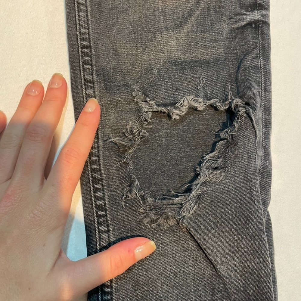 Free People Busted Knee Skinny Jeans in Faded Black - Picture 11 of 11
